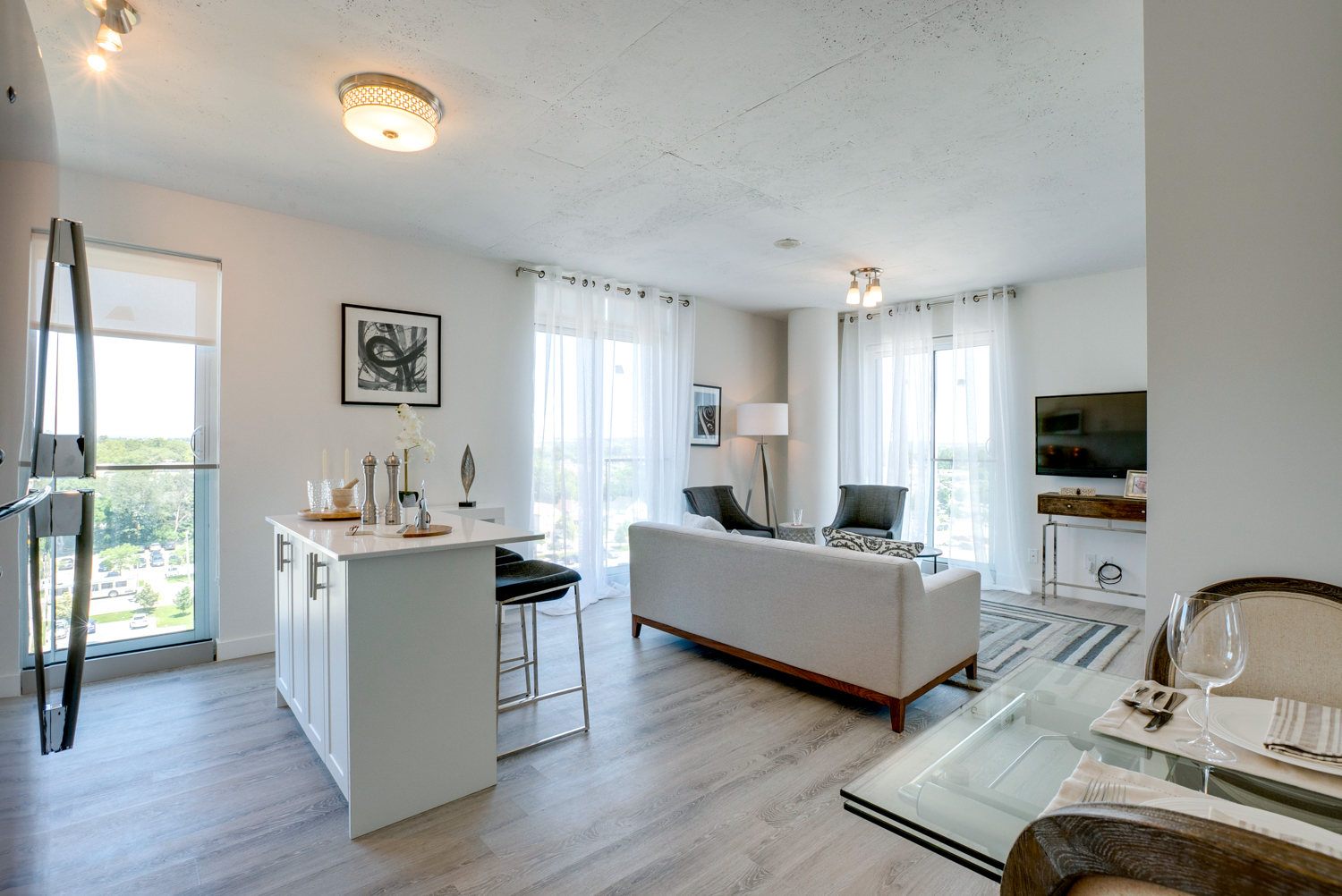 2 Bed - 100 Bond Street East, ON, Oshawa
